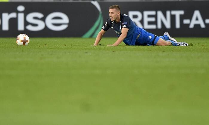 Pavel Kaderabek TSG 1899 Hoffenheim stumbles at Bottom looks Ball After Advertising hoardings Rise TSG 1899 Hoffenheim vs Sporting SC Braga Europe League 14 09 2017 TSG 1899 Hoffenheim vs Sporting SC Braga