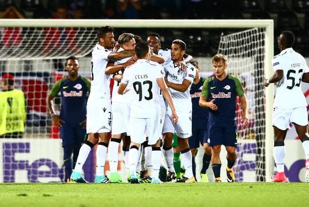 Fußball, EL, Vitoria Guimaraes - Red Bull Salzburg SOCCER - EL, Vitoria vs RBS GUIMARAES,PORTUGAL,14.SEP.17 - SOCCER - UEFA Europa League, group stage, Vitoria Guimaraes SC vs Red Bull Salzburg. Image shows the rejoicing of Vitoria. GEPAxpictures xFelixxRoittner