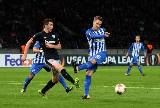 Football men Season 2017 2018 UEFA Europe League Group J 1 Matchday Hertha BSC Athletic Bilbao v l Aymeric Laporte Athletic Bilbao Sebastian Long Kamp Hertha BSC 14 09 2017 Copyright: xMichaelxHundtx xMatthiasxKochx