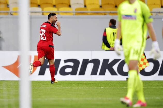 170914 Östersunds Saman Ghoddos jublar efter att han gjort 0-1-malet under fotbollsmatchen i Europa League mellan Zorya och Östersund den 14 september 2017 i Lviv.  Copyright: JOHANNAxLUNDBERG BB170914JL025