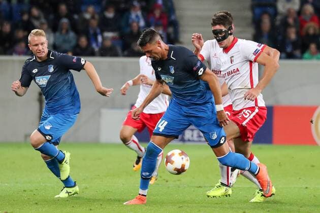 v left Philipp Ochs Hoffenheim 30 Sandro Wagner Hoffenheim 14 Nikola Vukcevic Braga 35 Action shot Action Game scene Football UEFA Europe League TSG 1899 Hoffenheim SC Braga xozx