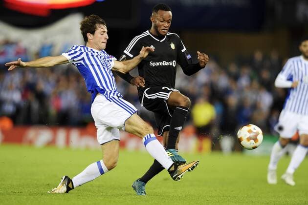 170914 Samuel Adegbenro, of Rosenborg, and, Alvaro Odriozola of Real Sociedad during the UEFA Europa League match between Real Sociedad and Rosenborg on September 14, 2017 in San Sebastian. Photo: Vegard Wivestad GrÃ¸tt BILDBYRAN kod VG 170013  Copyright: VEGARDxWIVESTADxGRÃ?TT BB170914BB592
