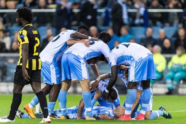 Lazio celebrate the goal of Alessandro Murgia of SS Lazio during the UEFA Europa League group K match between Vitesse Arnhem and Lazio Roma at Gelredome on September 14, 2017 in Arnhem, The Netherlands UEFA Europa League 2017 2018 xVIxVIxImagesx xGerritxvanxKeulenxIVx 8745313