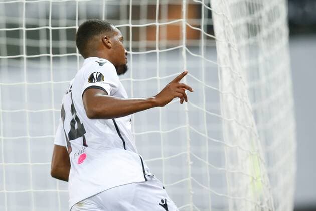 Fußball, EL, SV Zulte Waregem - OGC Nizza Nice Alassane Plea celebrates after scoring during a soccer game between Belgian team SV Zulte Waregem and French club OGC Nice, Thursday 14 September 2017 in Waregem, the first match of the group stage (Group K) of the Europa League tournament. BRUNOxFAHY  x05164527x