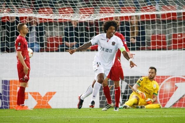 Fußball, EL, SV Zulte Waregem - OGC Nizza Nice captain Dante celebrates after scoring during a soccer game between Belgian team SV Zulte Waregem and French club OGC Nice, Thursday 14 September 2017 in Waregem, the first match of the group stage (Group K) of the Europa League tournament. KURTxDESPLENTER  x05164566x