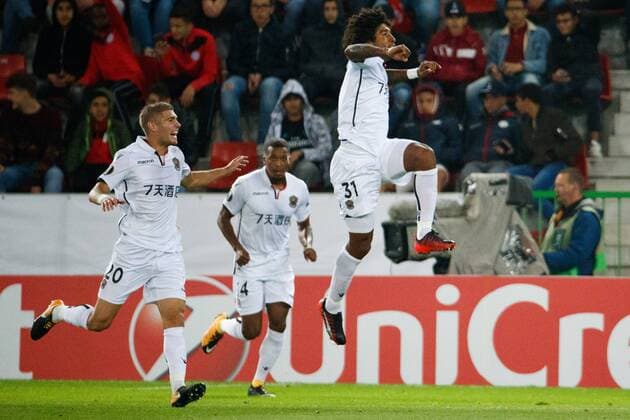 Fußball, EL, SV Zulte Waregem - OGC Nizza Nice captain Dante celebrates after scoring during a soccer game between Belgian team SV Zulte Waregem and French club OGC Nice, Thursday 14 September 2017 in Waregem, the first match of the group stage (Group K) of the Europa League tournament. KURTxDESPLENTER  x05164563x