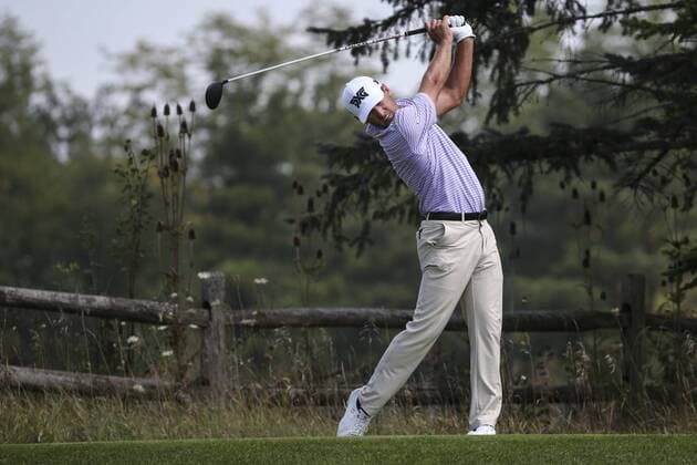 Golf, BMW Championship in Lake Forest September 14, 2017 - Chicago, IL, USA - Charles Howell tees off from the 12th hole during the first round of the BMW Championship on Thursday, Sept. 14, 2017, at Conway Farms Golf Club in Lake Forest, Ill. With new caddies, Phil Mickelson, Jason Day get their mojo back at BMW Championship - ZUMAm67_ 20170914_zaf_m67_046 Copyright: xLouxFogliax