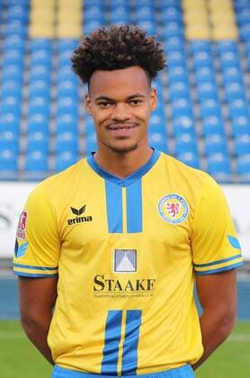 Ayodele Adetula Eintracht Brunswick U23