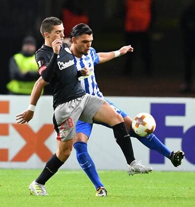 Karim Rekik Hertha BSC at Ball front Inigo Cordoba Bilbao Hertha BSC Berlin Athletic Bilbao Europe League Group stage 1 Matchday Football Football Soccer men Men Men Germany Germany Berlin 14 9 2017 Olympic Stadium
