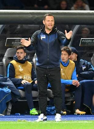 Pal Dardai team manager Hertha BSC at Field edge Hertha BSC Berlin Athletic Bilbao Europe League Group stage 1 Matchday Football Football Soccer men Men Men Germany Germany Berlin 14 9 2017 Olympic Stadium