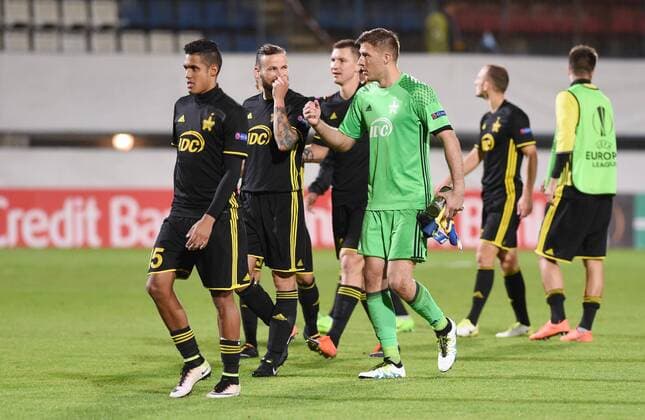 Goalie ZVONIMIR MIKULIC (centre) of Tiraspol gestures after the Football Europa League 1st round group F match: Fastav Zlin vs Sheriff Tiraspol in Olomouc, Czech Republic, September 14, 2017. (CTKxPhoto LudekxPerina) CTKPhotoP201709141015701  LPE 006