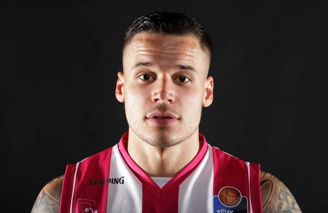 Constantine Small Telekom Baskets Bonn 2017 2018 Photo Joern Wolter