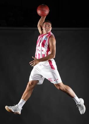 Anthony DiLeo Telekom Baskets Bonn 2017 2018 Photo Joern Wolter