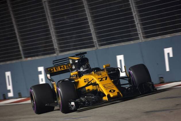 15.09.2017 - Free Practice 2, Nico Hulkenberg (GER) Renault F1 Team RS17 Singapore Grand Prix 14 - 17 September 2017 15.09.2017 - Free Practice 2, Nico Hulkenberg (GER) Renault Sport F1 Team RS17 