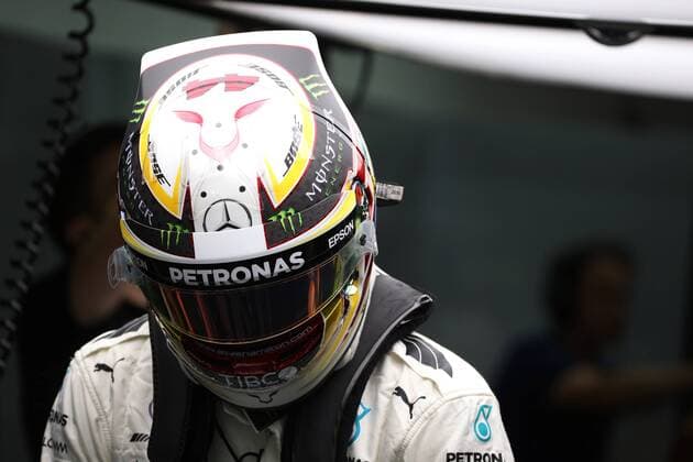 15.09.2017 - Free Practice 2, Lewis Hamilton (GBR) Mercedes AMG F1 W08 Singapore Grand Prix 14 - 17 September 2017 15.09.2017 - Free Practice 2, Lewis Hamilton (GBR) Mercedes AMG F1 W08 