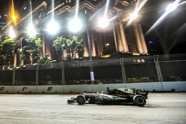 Motorsports: FIA Formula One World Championship WM Weltmeisterschaft 2017, Grand Prix of Singapore, 44 Lewis Hamilton (GBR, Mercedes AMG Petronas F1 Team), Singapore Singapore