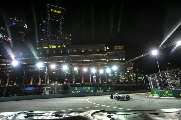Motorsports: FIA Formula One World Championship WM Weltmeisterschaft 2017, Grand Prix of Singapore, 44 Lewis Hamilton (GBR, Mercedes AMG Petronas F1 Team), Singapore Singapore