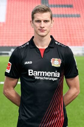 Football ger 1 BL Portrait session 2017 2018 Bayer Leverkusen Lars Bender Lev Single Portrait Portrait