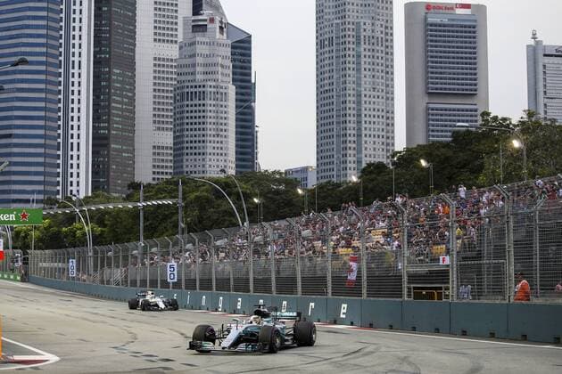 Motorsports: FIA Formula One World Championship WM Weltmeisterschaft 2017, Grand Prix of Singapore, 44 Lewis Hamilton (GBR, Mercedes AMG Petronas F1 Team), Singapore Singapore