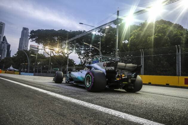 Motorsports: FIA Formula One World Championship WM Weltmeisterschaft 2017, Grand Prix of Singapore, 44 Lewis Hamilton (GBR, Mercedes AMG Petronas F1 Team), Singapore Singapore
