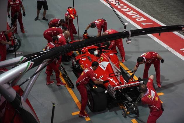 Singapore Grand Prix 14 - 17 September 2017 16.09.2017 - Qualifying, Sebastian Vettel (GER) Scuderia Ferrari SF70H 