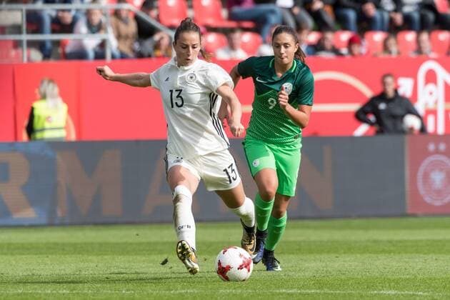 Ingolstadt Germany 16 09 2017 FIFA World Cup Qualifier 2017 18 Season Germany Slovenia duel between v l Sara Daebritz ger and Adrijana Mori SLO