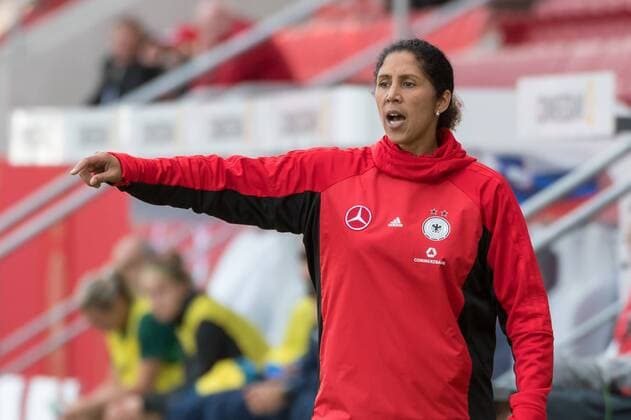 Ingolstadt Germany 16 09 2017 FIFA World Cup Qualifier 2017 18 Season Germany Slovenia Steffi Jones Trainer the DFB Women national team calls Instructions to their Team