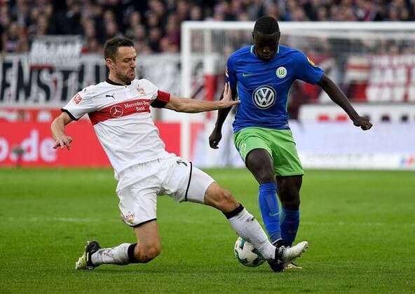 16 09 2017 xfux Football 1 Bundesliga VfB Stuttgart VfL Wolfsburg emspor v l Christian Gentner VfB Stuttgart Paul Georges Ntep VfL Wolfsburg Stuttgart