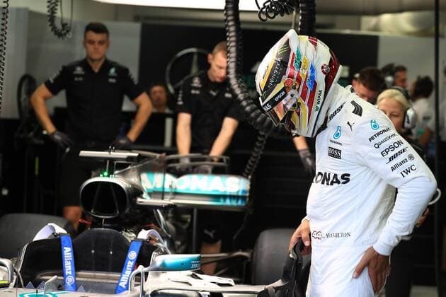 16th September 2017, Marina Bay Street Circuit, Singapore; Singapore Formula One Grand Prix, Saturday Qualifying; Lewis Hamilton - Mercedes AMG Petronas F1 team  ActionPlus11931078