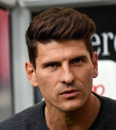 16 09 2017 xfux Football 1 Bundesliga VfB Stuttgart VfL Wolfsburg emspor v l Mario Gomez VfL Wolfsburg Stuttgart