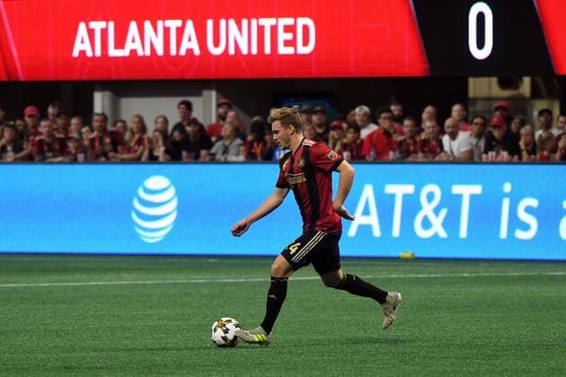 September 16, 2017 - Atlanta, GA, USA - Atlanta, Georgia - Saturday, September 16, 2017: Atlanta United tied Orlando FC, 3-3, in Mercedes Benz Stadium, in front of a new MLS Fussball Herren USA single-match attendance record crowd of 70,425, extending the team s home unbeaten streak to nine matches. Julian Gressel - ZUMAt139 20170916_zaa_t139_119 Copyright: xPerryxMcintyrex