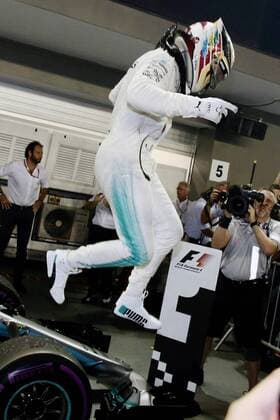Lewis Hamilton GB 44 Mercedes AMG Petronas motor aviation grand Prize from Singapore 2017 Race motor aviation Formula 1 17 09 2017 Singapore Copyright: xEIBNER JERRYxANDREx EP_JAE