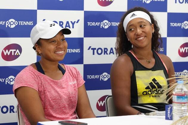 (L-R) Mari Osaka, Naomi Osaka (JPN), September 20, 2017 -tennis : Naomi Osaka(R) her sister Mari Osaka(L) attend the post match interview after the match of the women s doubles first match of WTA Tennis Damen Toray PPO Tennis at Tokyo Japan on September 20, 2017 . Noxthirdxpartyxsales  (peda003671)