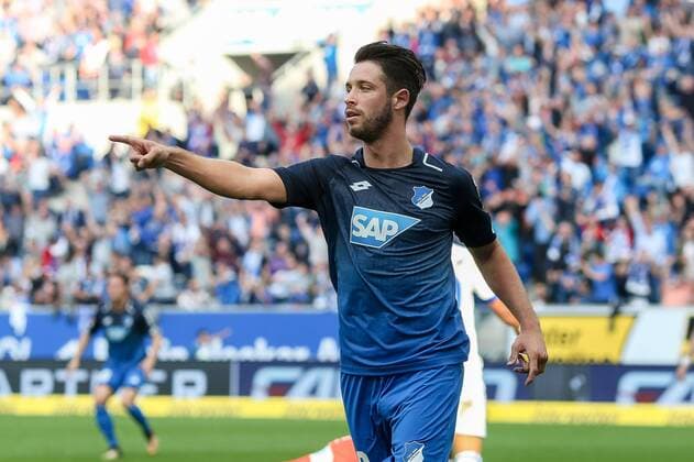 Sinsheim, Deutschland, 23.09.2017, 1. Bundesliga 6. Spieltag, TSG 1899 Hoffenheim - FC Schalke 04, Mark Uth (TSG) bejubelt das Tor von Lukas Rupp (TSG) zum 2:0 ( DeFodi507