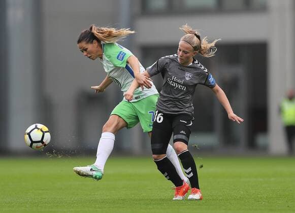 Sara Bjoerk Gunnarsdottir (VfL Wolfsburg), Luca Maria Graf (FF USV Jena)