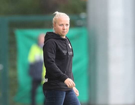 Trainerin Katja Greulich (FF USV Jena)
