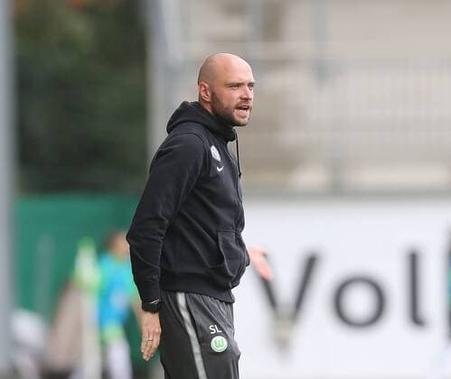 Cheftrainer Stephan Lerch (VfL Wolfsburg)