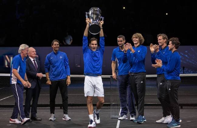 September 24, 2017 - Prague, Czech Republic - Roger Federer of Team Europe lift the Laver Cup trophy with Marin Cilic, Bjorn Borg, Rafael Nadal, Rod Laver, Alexander Zverev, Tomas Berdych and Dominic Thiem of Team Europe on the final day of the Laver cup on September 24, 2017 in Prague, Czech Republic. The Laver Cup consists of six European players competing against their counterparts from the rest of the World. Europe will be captained by Bjorn Borg and John McEnroe will captain the Rest of the World team. The event runs from 22-24 September. Laver Cup - Day Three  - ZUMAn230 20170924_zaa_n230_307 Copyright: xRobertxSzaniszlox