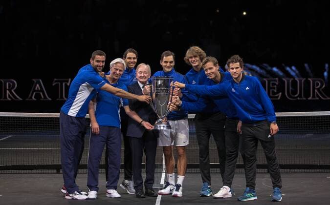 September 24, 2017 - Prague, Czech Republic - (L-R) Marin Cilic, Bjorn Borg, Rafael Nadal, Rod Laver, Roger Federer, Alexander Zverev, Tomas Berdych and Dominic Thiem of Team Europe lift the Laver Cup trophy on the final day of the Laver cup on September 24, 2017 in Prague, Czech Republic. The Laver Cup consists of six European players competing against their counterparts from the rest of the World. Europe will be captained by Bjorn Borg and John McEnroe will captain the Rest of the World team. The event runs from 22-24 September. Laver Cup - Day Three  - ZUMAn230 20170924_zaa_n230_310 Copyright: xRobertxSzaniszlox