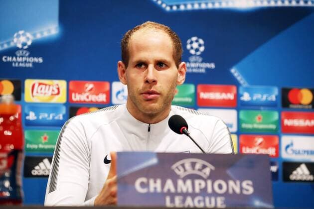 RB Leipzig - Pressekonferenz Fussball Champions League Istanbul, 25.09.2017, Vodafone Park, Fussball, UEFA Champions League, Gruppe G, 2.Spieltag , Besiktas Istanbul vs. RB Leipzig , Pressekonferenz am Vortag des Spieles. , Im Bild; Torwart Peter Gulacsi (32, RB Leipzig). ,