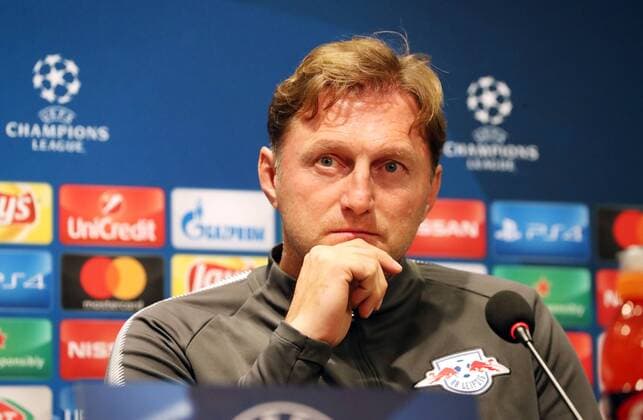 RB Leipzig - Pressekonferenz Fussball Champions League Istanbul, 25.09.2017, Vodafone Park, Fussball, UEFA Champions League, Gruppe G, 2.Spieltag , Besiktas Istanbul vs. RB Leipzig , Pressekonferenz am Vortag des Spieles. , Im Bild; Trainer Ralph Hasenhüttl Hasenhuettl, RB Leipzig ,