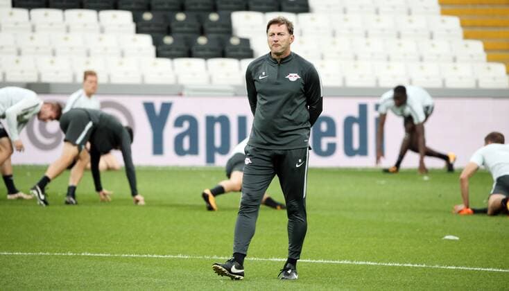 RB Leipzig - Training Fussball Champions League Istanbul, 25.09.2017, Vodafone Park, Fussball, UEFA Champions League, Gruppe G, 2.Spieltag , Besiktas Istanbul vs. RB Leipzig , Training am Vortag des Spieles. , Im Bild; Trainer Ralph Hasenhüttl Hasenhuettl (RB Leipzig). ,