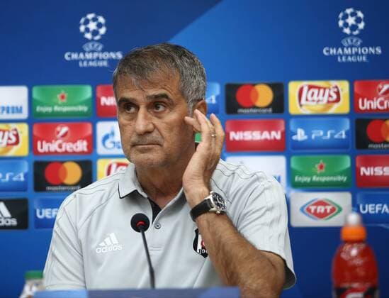Besiktas s Football Team Coach Senol Gunesgives a press conference PK Pressekonferenz on the eve of the team s a day before their UEFA Champions League Group G match against RB Leipzig on September 25, 2017 in Istanbul , Turkey. 
