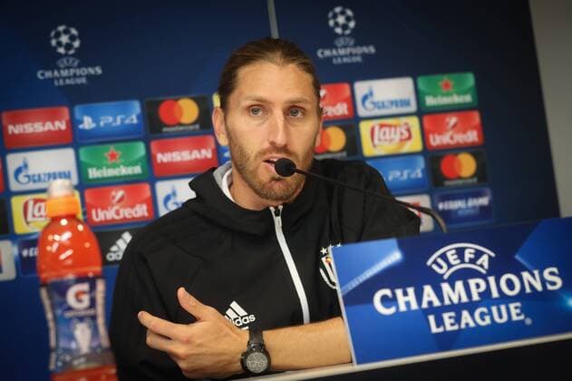 Anderlecht s interim head coach Nicolas Frutos pictured during a press conference PK Pressekonferenz of Belgian soccer team RSC Anderlecht, Tuesday 26 September 2017 in Brussels. Tomorrow Anderlecht is playing a game in the group stage (Group B) of the UEFA Champions League competition against Celtic Glasgow FC. VIRGINIExLEFOUR  x05172921x