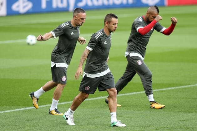 Franck Ribery (FC Bayern Muenchen 7) Rafinha (FC Bayern Muenchen 13) Arturo Vidal (FC Bayern Muenchen 23), Training, Paris Saint-Germain vs. FC Bayern Muenchen, Champions League, Fussball, 26.09.2017, Paris Copyright: xLanger Eibner-Pressefotox EP_HLR