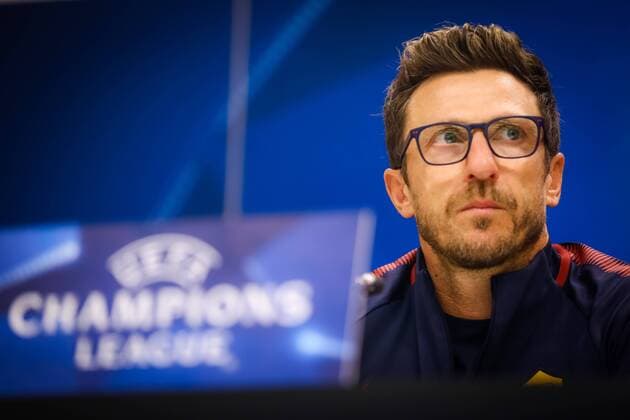 Bilder des Tages - SPORT Baku: Qarabag and Roma press conference PK Pressekonferenz Roma s coach from Italy Eusebio Di Francesco gives a press conference in Baku on September 26, 2017 on the eve of the UEFA Champions League Group C football match between Qarabag FK and AS Roma.  AzizxKarimovx xPacificxPress