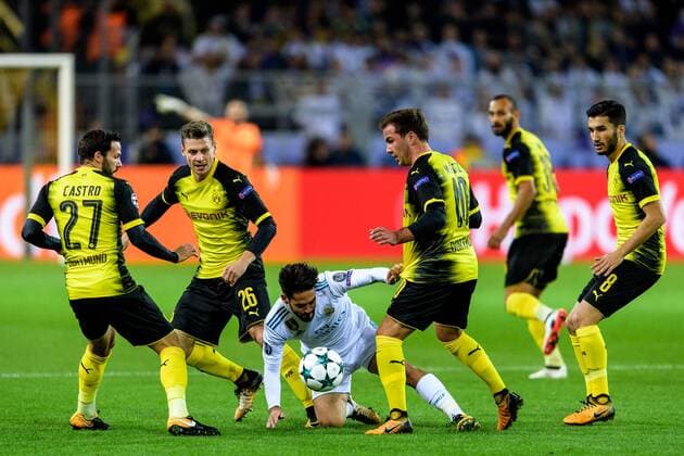 Gonzalo Castro (Borussia Dortmund 27), d26-, r22-, Mario Goetze (Borussia Dortmund 10), Oemer Toprak (Borussia Dortmund 36) und Nuri Sahin (Borussia Dortmund 8) beim Champions League Spiel zwischen Borussia Dortmund und Real Madrid am 26.09.2017, Dortmund Copyright: xSchuelerx xEibnerx-xPressefotox EP_EER