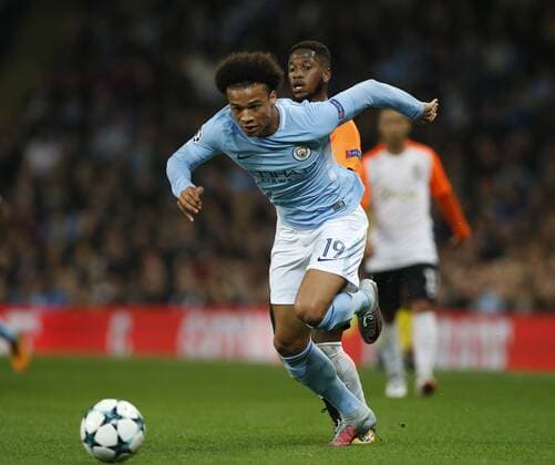 Bilder des Tages - SPORT Leroy Sane of Manchester City surges past Fred of Shaktar Donetsk during the Champions League Group F match at the Emirates Stadium, Manchester. Picture date: September 26th 2017. Picture credit should read: Andrew Yates Sportimage EDITORIAL USE ONLY. No use with unauthorised audio, video, data, fixture lists, club league logos or live services. Online in-match use limited to 120 images, no video emulation. No use in betting, games or single club league player publications.