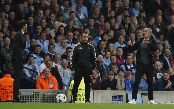 Josep Guardiola manager of Manchester City exchanges words with Paulo Fonseca manager of Shaktar Donetsk during the Champions League Group F match at the Emirates Stadium, Manchester. Picture date: September 26th 2017. Picture credit should read: Andrew Yates Sportimage EDITORIAL USE ONLY. No use with unauthorised audio, video, data, fixture lists, club league logos or live services. Online in-match use limited to 120 images, no video emulation. No use in betting, games or single club league player publications.