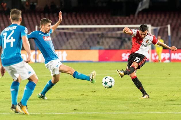 (L-R) Dries Mertens of SSC Napoli, Jorge Luiz Frello (Jorginho) of SSC Napoli, Steven Berghuis of Feyenoord during the UEFA Champions League group F match between SSC Napoli and Feyenoord Rotterdam on September 26, 2017 at the Stadio San Paolo in Naples, Italy UEFA Champions League 2017 2018 xVIxVIxImagesx xGerritxvanxKeulenxIVx 8862978